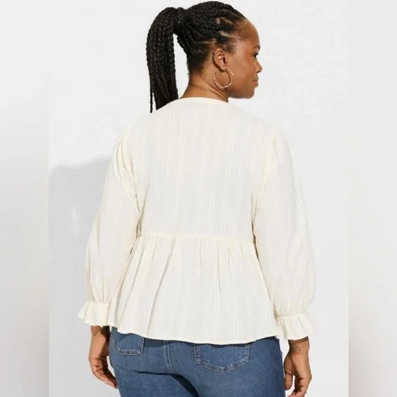 Torrid Cotton Button Up Blouse Long Sleeve Top Light Beige Off White Cream - Picture 3 of 5